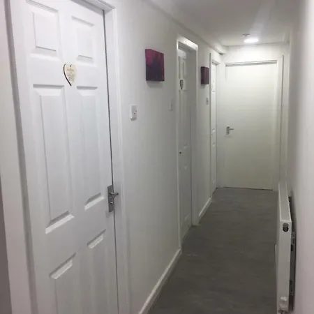 Sama'S Stylish Room 2-2